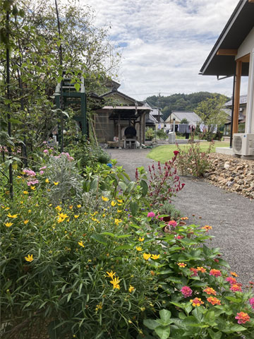 �H�[�̌i�F�Â���