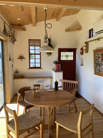 �H�[�̃A�g���G