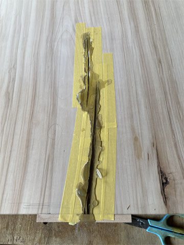 �Ȗ��C�ꖇ�_�C�j���O�e�[�u��