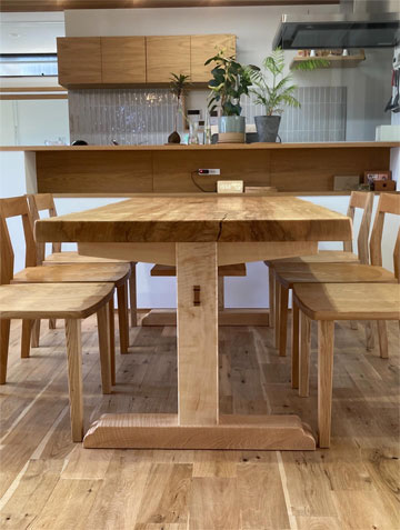 �Ȗ��C�ꖇ�_�C�j���O�e�[�u���Z�b�g