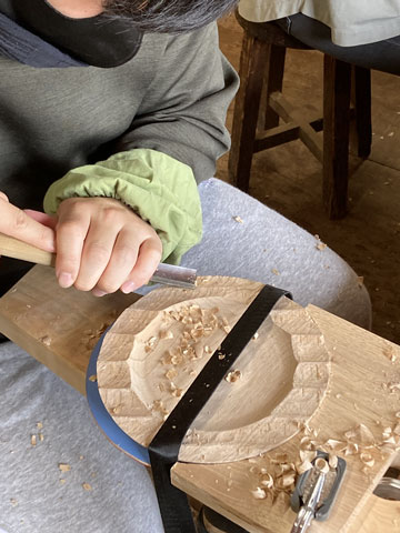 木の皿づくり（木工体験）