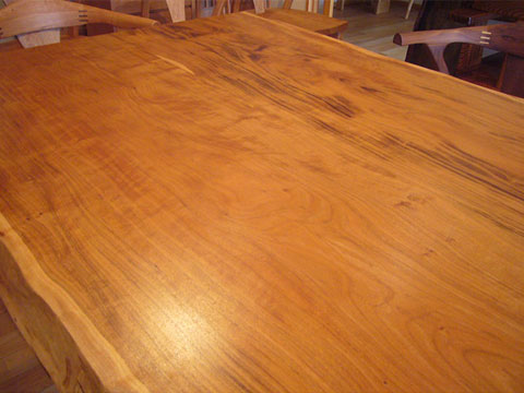 桜（サクラ）：ダイニングテーブルや手作り家具のオーダーは半布里工房
