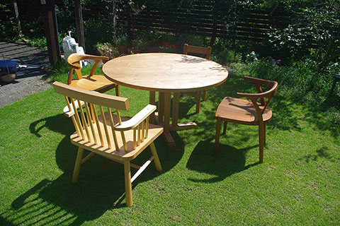 円卓(ラウンドテーブル)