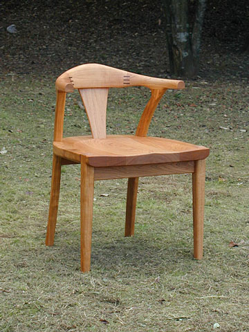 無垢の椅子（桜 πチェア）
