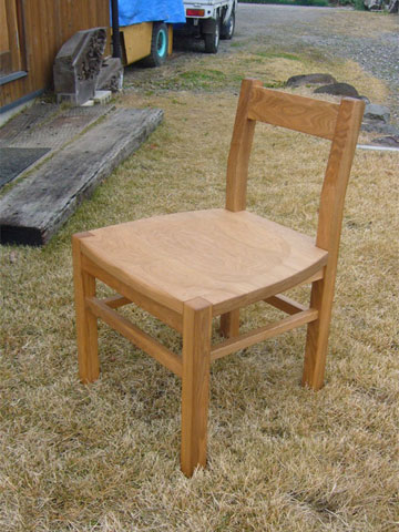 木の椅子「KOSI-KAKE」