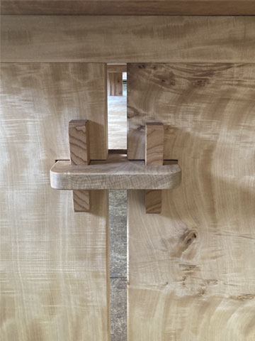 �ɏ�� �ȁi�g�`�j���C�ꖇ�� �_�C�j���O�e�[�u�� �r�����^