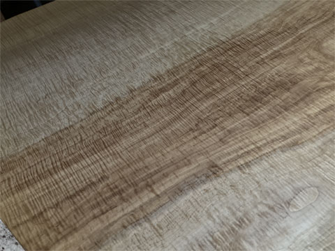 �ɏ�� �ȁi�g�`�j���C�ꖇ�� �_�C�j���O�e�[�u�� �r�����^