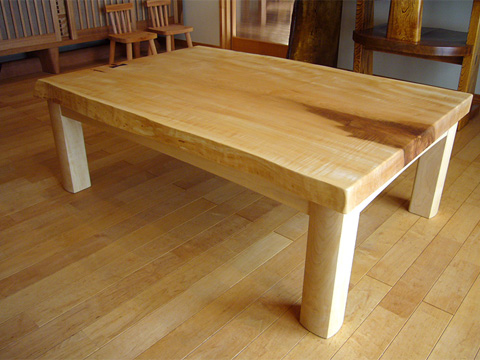栃（トチ）無垢一枚板 こたつ座卓：ダイニングテーブルや手作り家具の